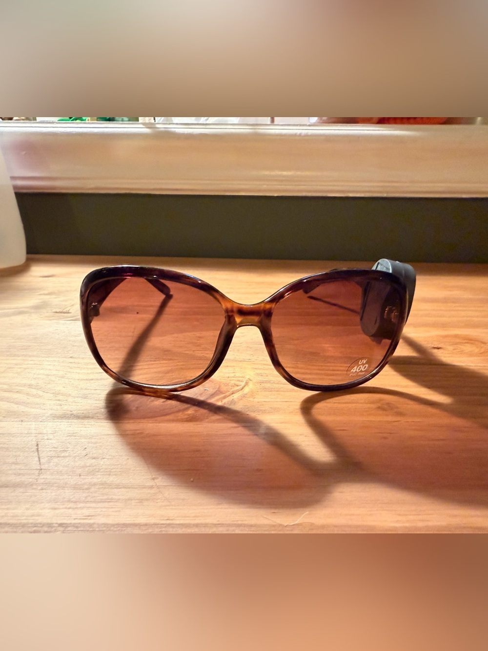Women’s Tortoiseshell Sunglasses - UV400 Protection